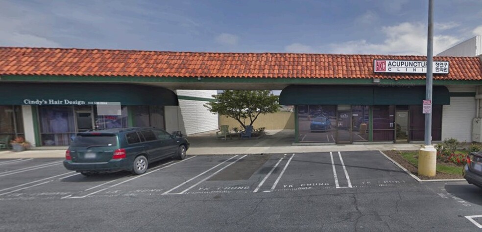 23520 Crenshaw Blvd, Torrance, CA for rent - Building Photo - Image 1 of 7