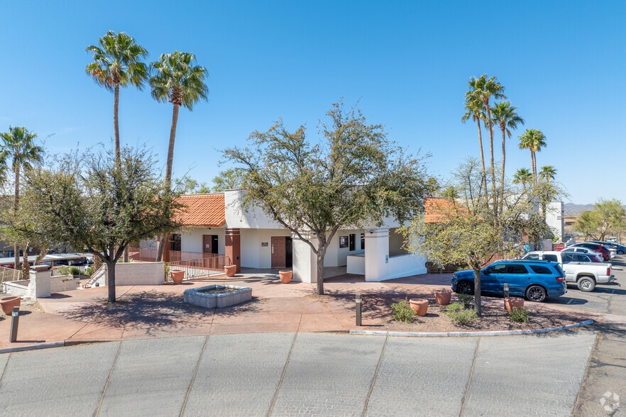 2055 W Hospital Dr, Tucson, AZ to rent - Building Photo - Image 2 of 13