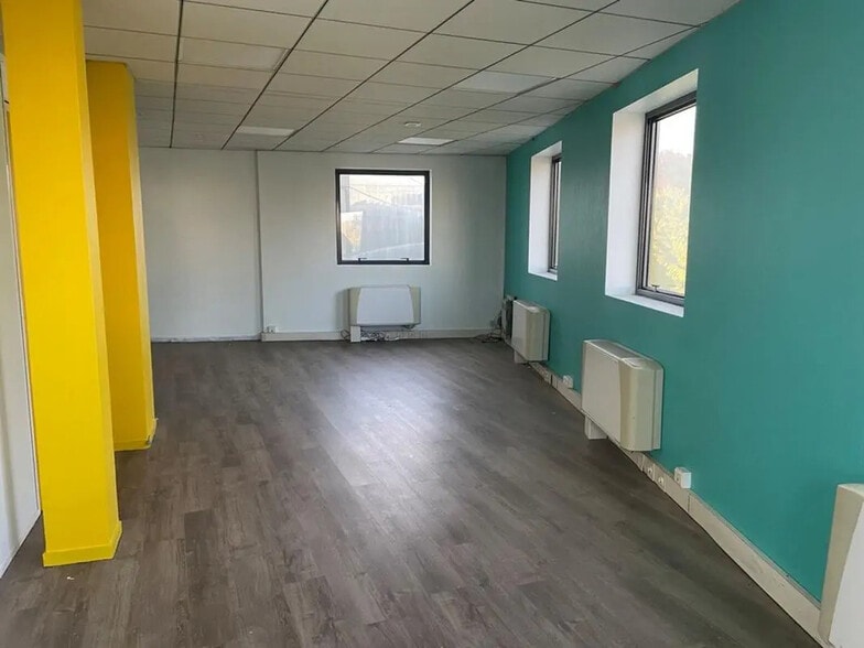 Office in Dijon to rent - Interior Photo - Image 3 of 5