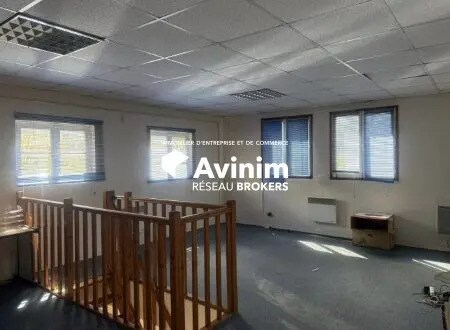 Industrial in Ennery to rent - Interior Photo - Image 2 of 7