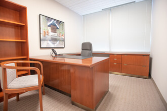 89 Headquarters Plz, Morristown, NJ for rent Interior Photo- Image 2 of 8