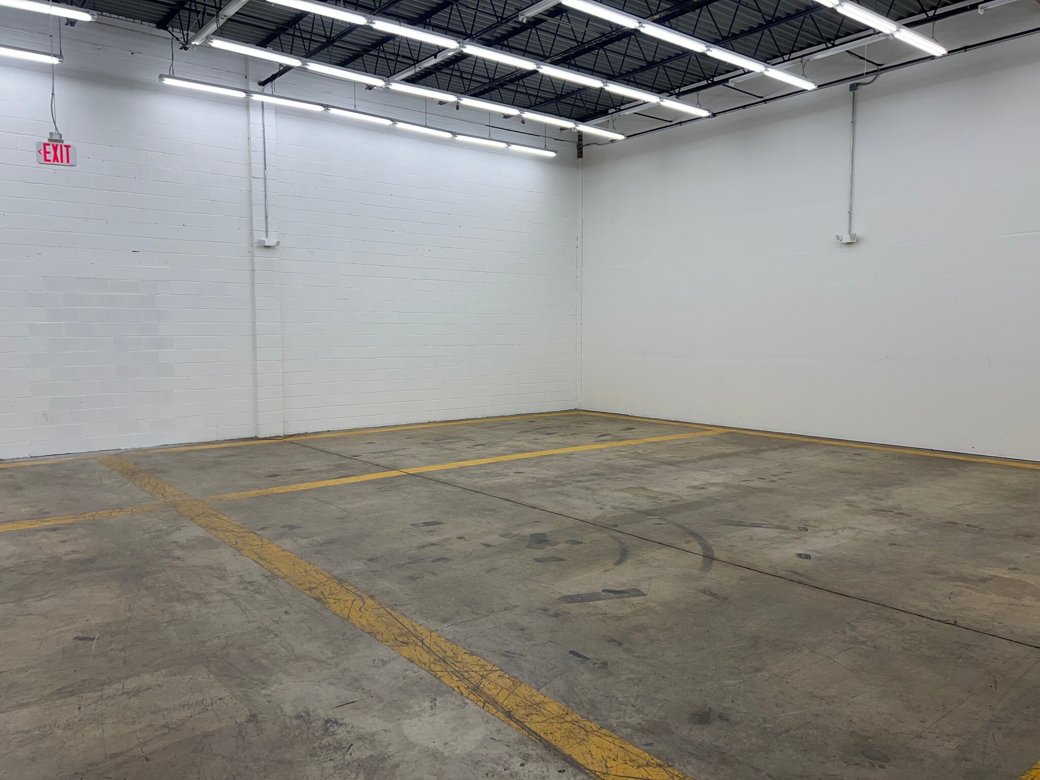 901-929 S Pickett St, Alexandria, VA to rent Interior Photo- Image 1 of 3