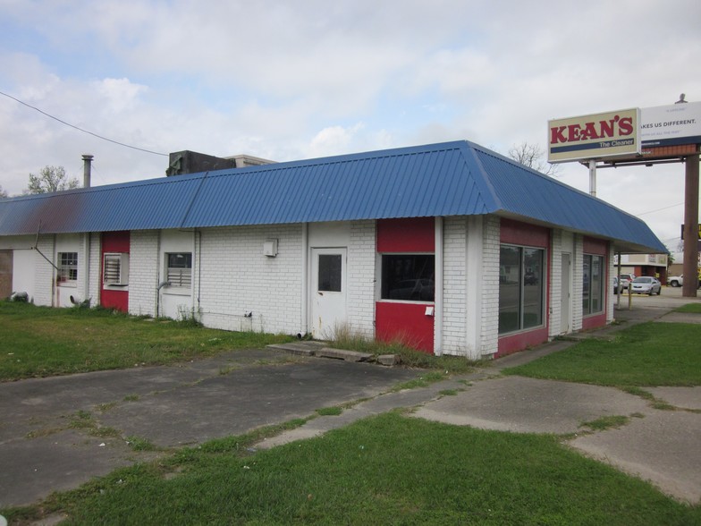 311 S Burnside Ave, Gonzales, LA for rent - Building Photo - Image 2 of 20