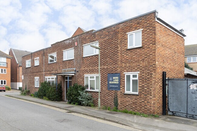More details for Gogmore Ln, Chertsey - Industrial to Rent