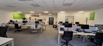 26-27 West St, Horsham to rent Interior Photo- Image 1 of 5