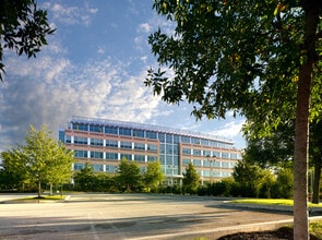 4000 Chemical Rd, Plymouth Meeting, PA to rent Building Photo- Image 2 of 6