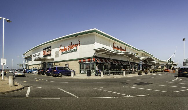 More details for Marine Para, Southport - Retail to Rent