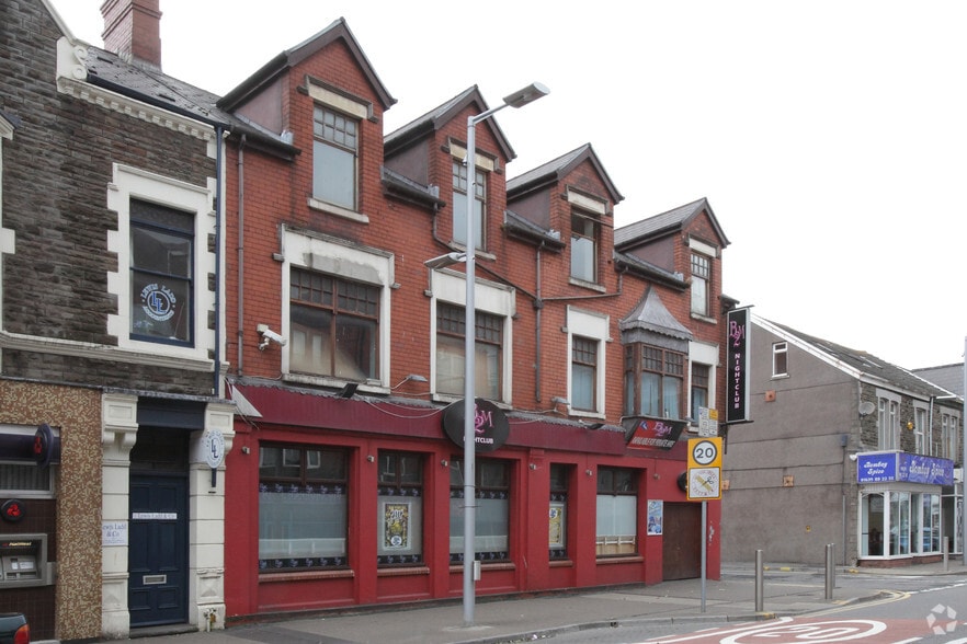 39-41 Station Rd, Port Talbot to rent - Building Photo - Image 2 of 5