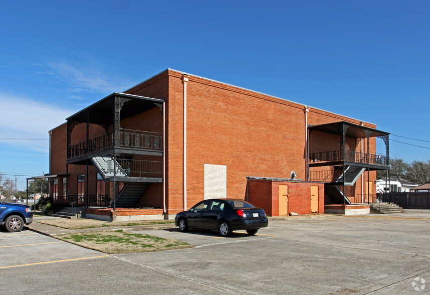 7370 Chef Menteur Hwy, New Orleans, LA for sale - Building Photo - Image 3 of 49