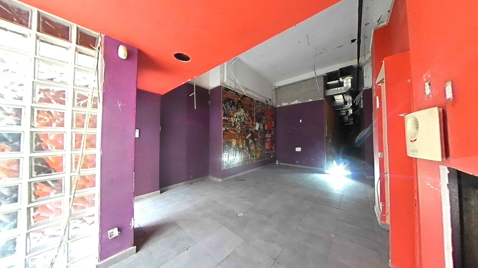Zaragoza, ZAR 50005 - Unit Puerta DR -  - Interior Photo - Image 2 of 6