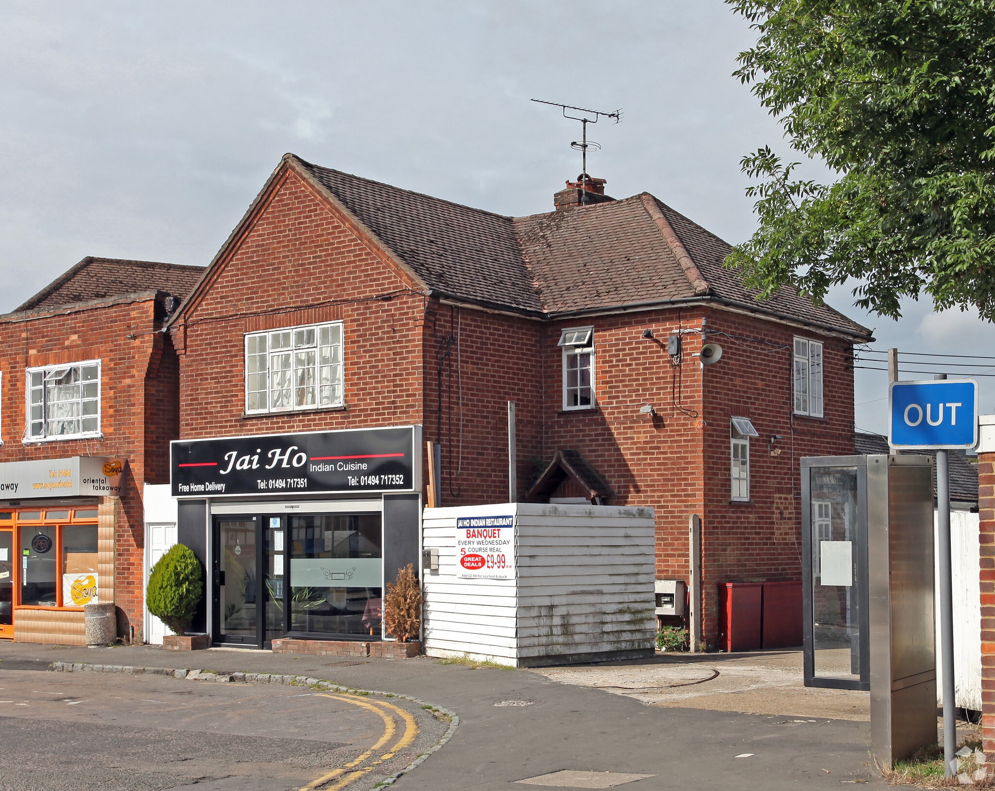 Old Crossroads Dairy, Holmer Green Road, Hazlemere to rent Primary Photo- Image 1 of 3