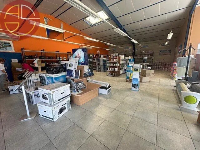 Retail in Cornebarrieu to rent - Building Photo - Image 2 of 6