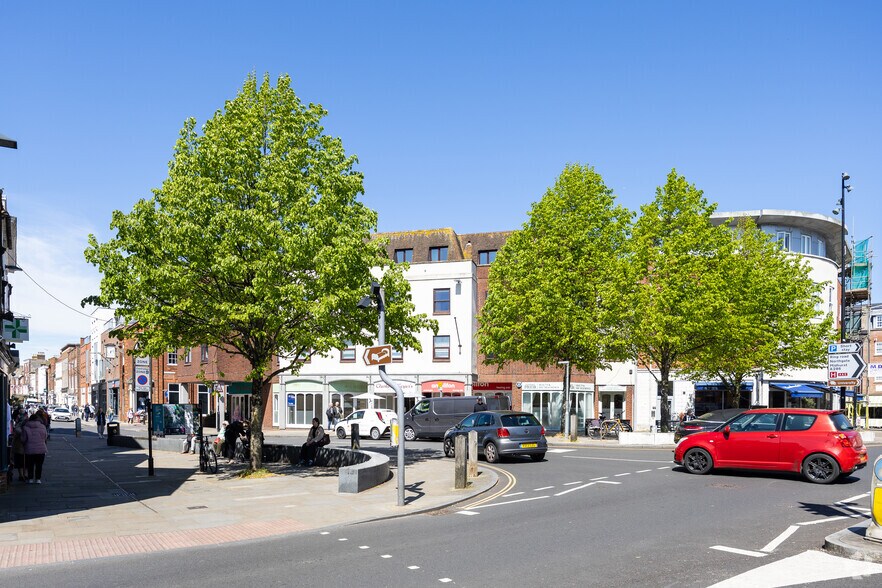 Baffins Ln, Chichester for sale - Neighbourhood Photo - Image 3 of 3