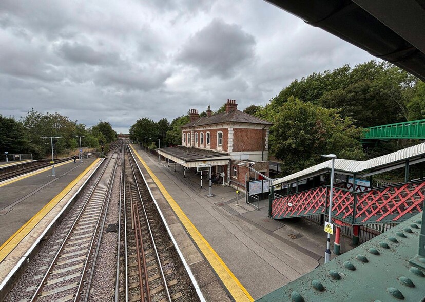 Drummond Dr, Southampton to rent - Building Photo - Image 1 of 2