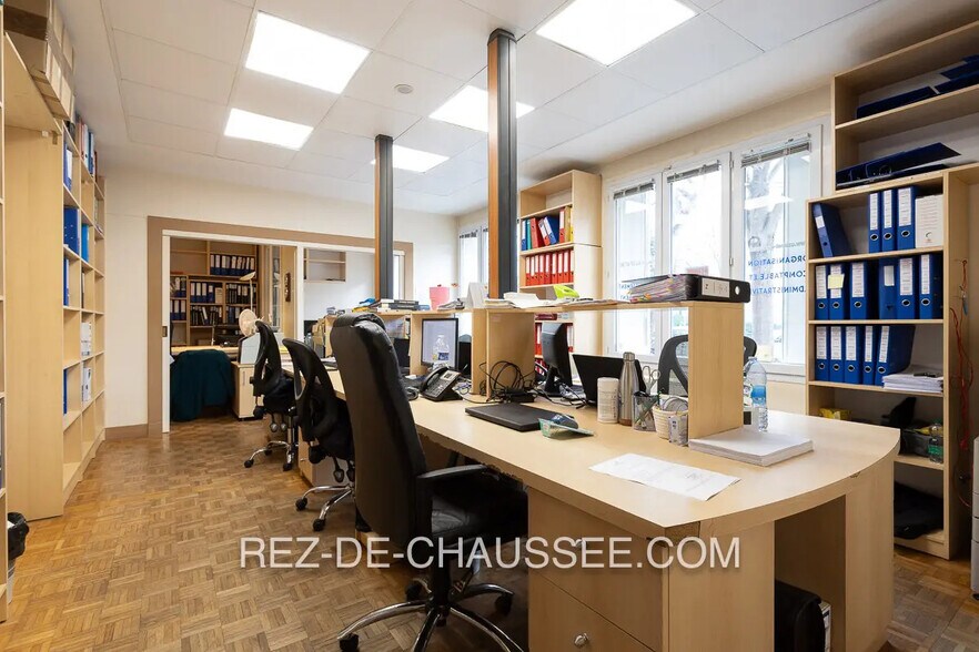 Office in Paris for sale - Building Photo - Image 3 of 10