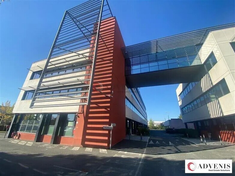 Office in Gradignan to rent - Building Photo - Image 2 of 11