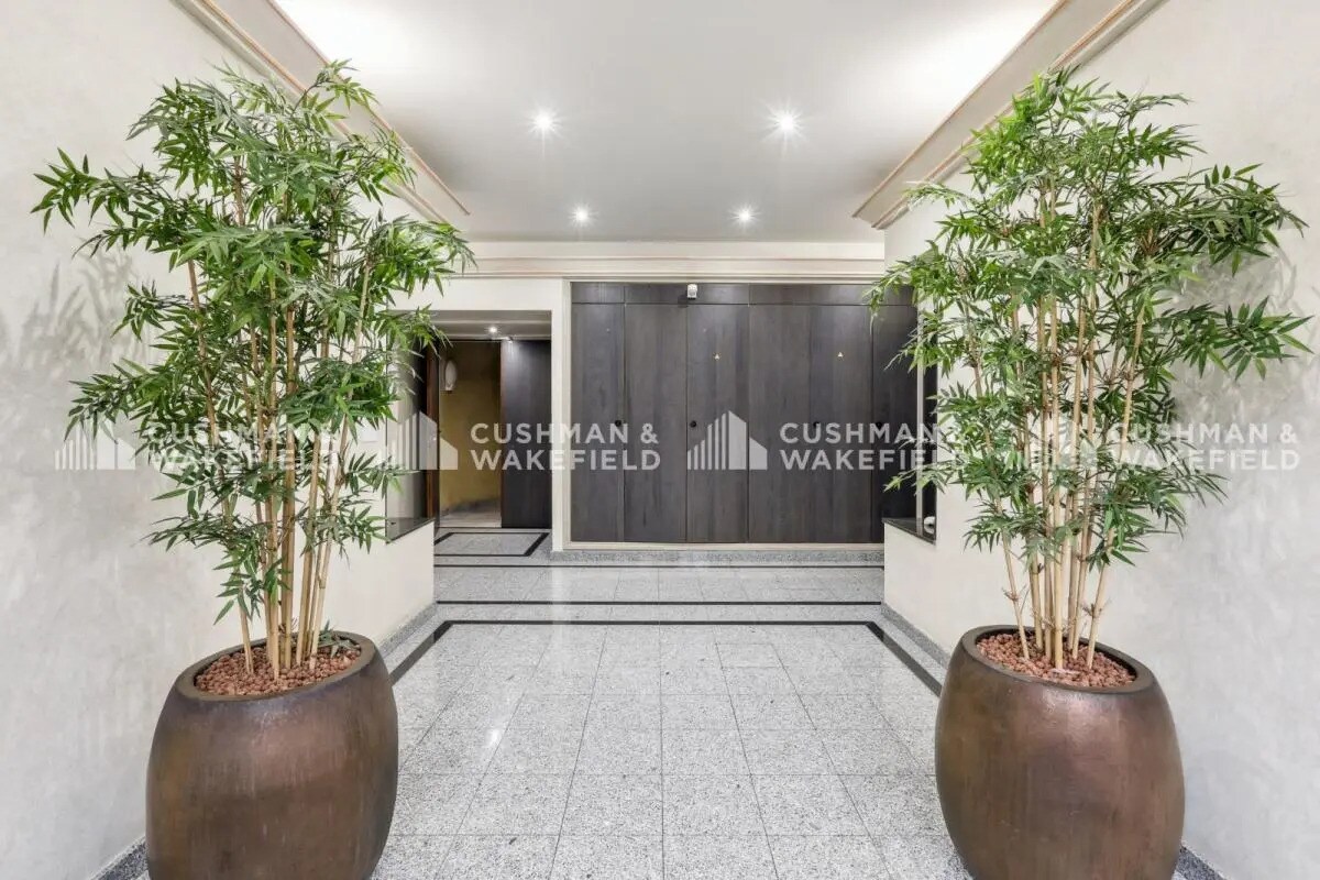 6 Allée De Londres, Villejust for sale Lobby- Image 1 of 14