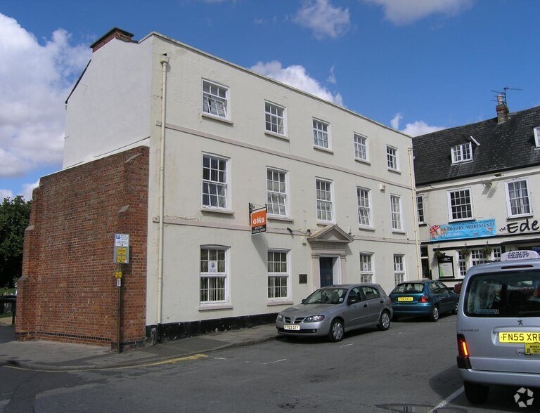 Market Pl, Grantham for sale - Primary Photo - Image 1 of 1