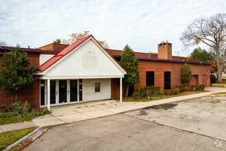 21100 Northwestern Hwy, Southfield, MI for sale Primary Photo- Image 1 of 1