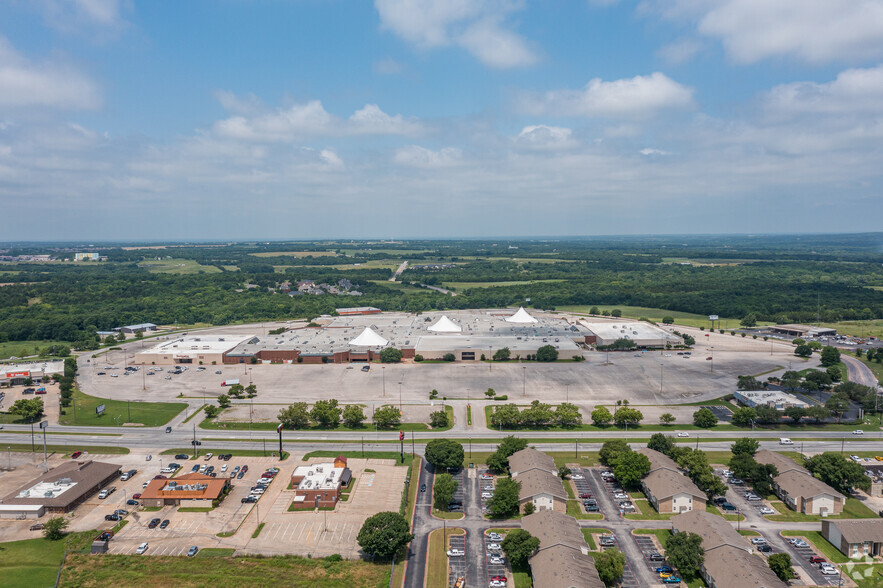 4800 N Texoma Pky, Sherman, TX for sale - Primary Photo - Image 1 of 1