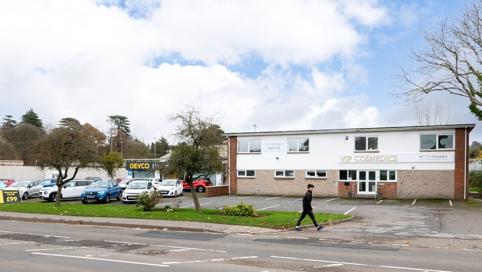 Kennedy Way, Tiverton to rent - Building Photo - Image 2 of 7