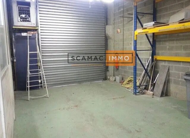 Industrial in Montgeron for sale Building Photo- Image 1 of 5