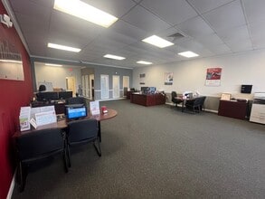 960 Schillinger Rd, Mobile, AL to rent Building Photo- Image 2 of 8