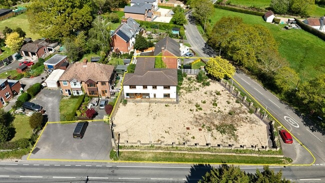 More details for Southwick Rd, Fareham - Office for Sale
