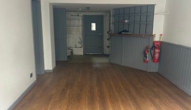 36 Main St, Carnforth to rent Interior Photo- Image 1 of 1