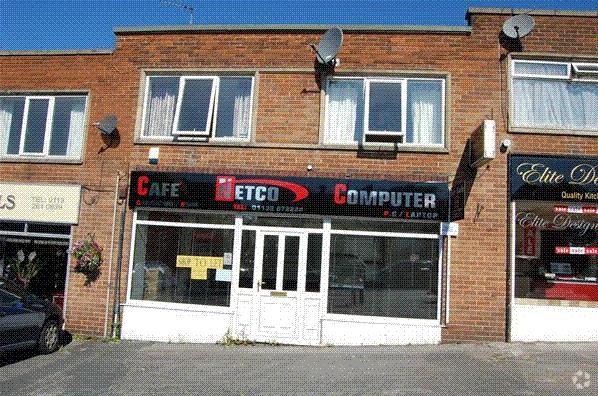 252-258 Tinshill Rd, Leeds to rent - Building Photo - Image 2 of 5