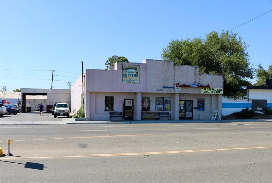 Building Photo