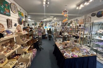 157 Fore St, Exeter to rent Interior Photo- Image 1 of 2