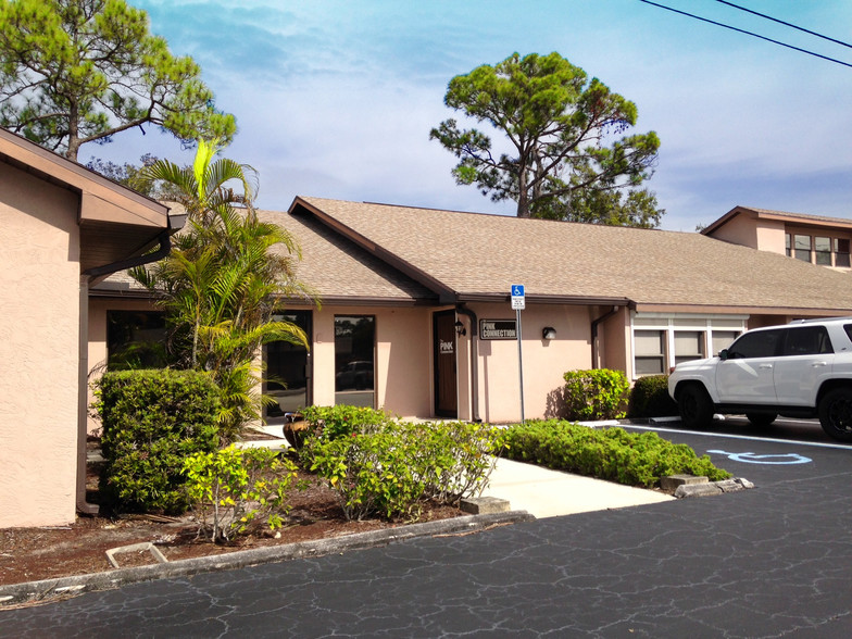 6249 Presidential Ct, Fort Myers, FL for sale - Building Photo - Image 1 of 1