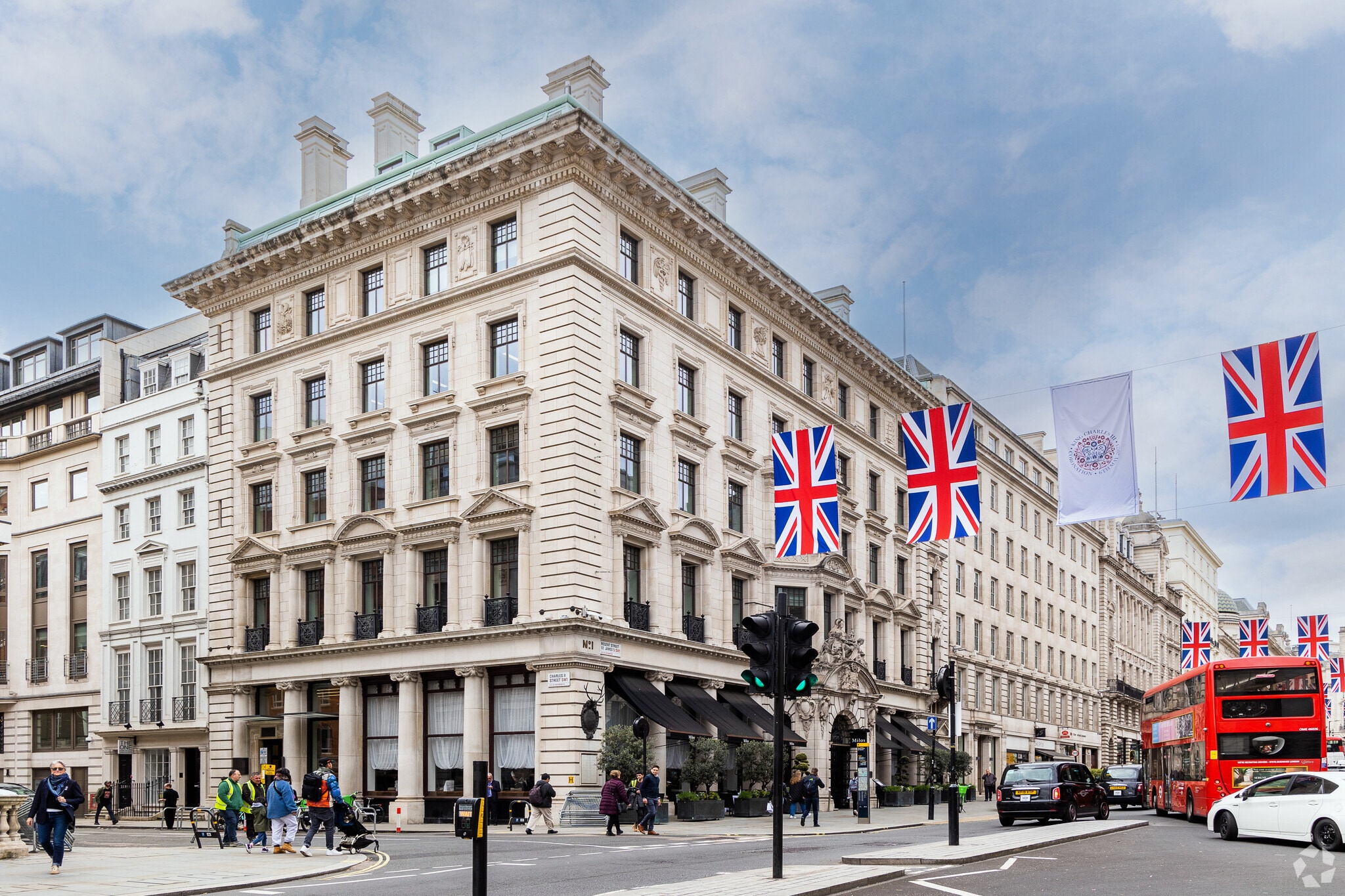 11 Charles II St, London for sale Primary Photo- Image 1 of 1