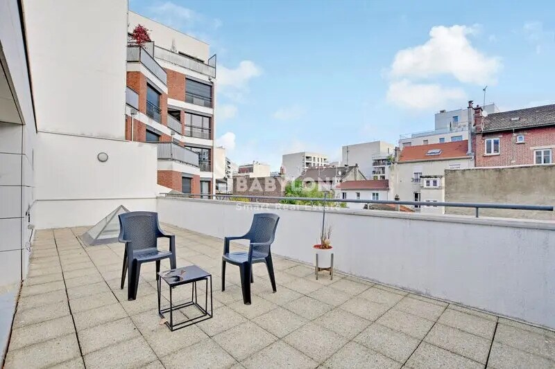 Office in Clichy to rent - Building Photo - Image 3 of 10