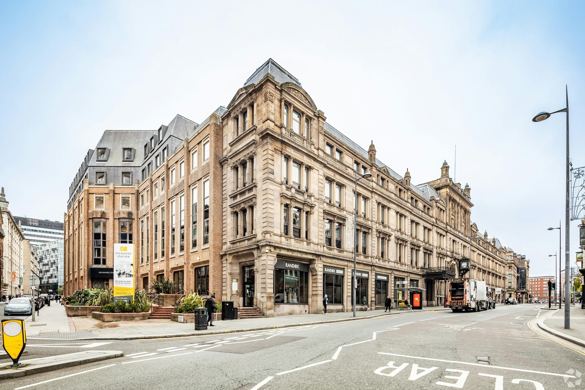 Tithebarn St, Liverpool to rent Building Photo- Image 1 of 16