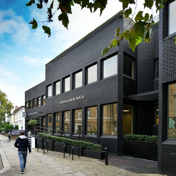 Paradise Rd, Richmond to rent - Building Photo - Image 1 of 4