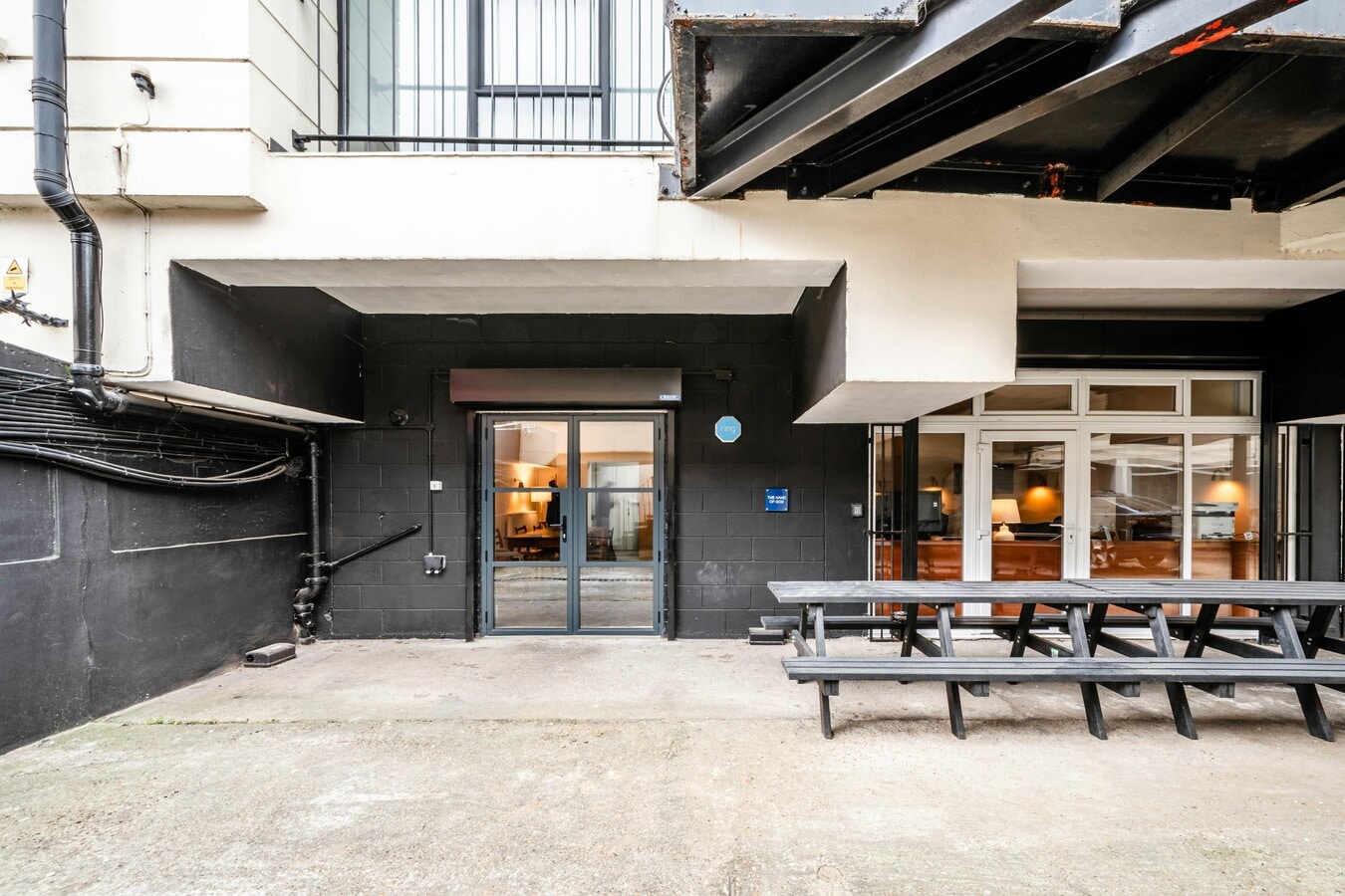 414-422 Hackney Rd, London, LND E2 7SY - Unit 1 - - Interior Photo - Image 2 of 13