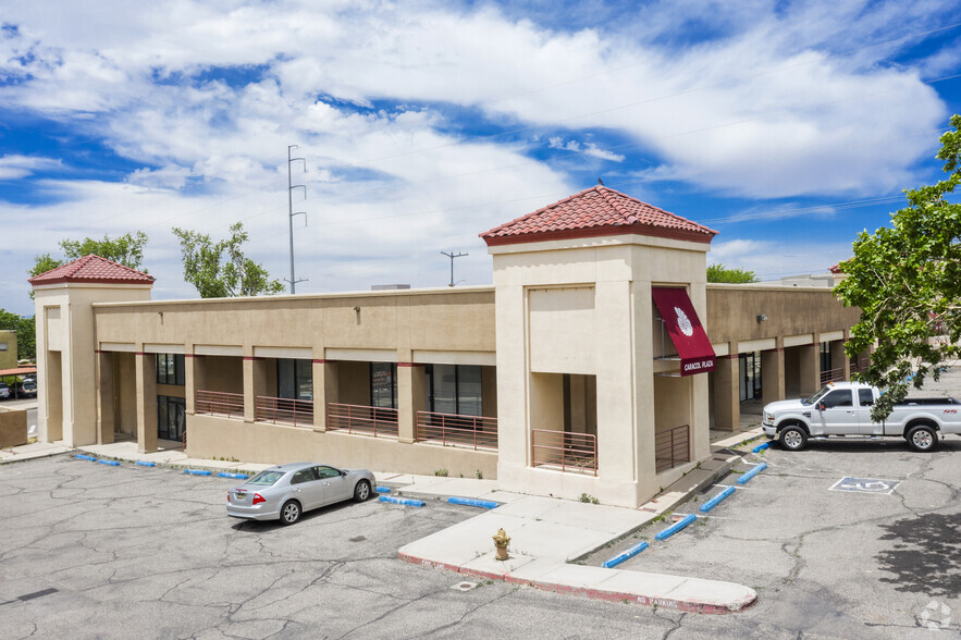 12500 Montgomery Blvd NE, Albuquerque, NM for rent - Building Photo - Image 1 of 4