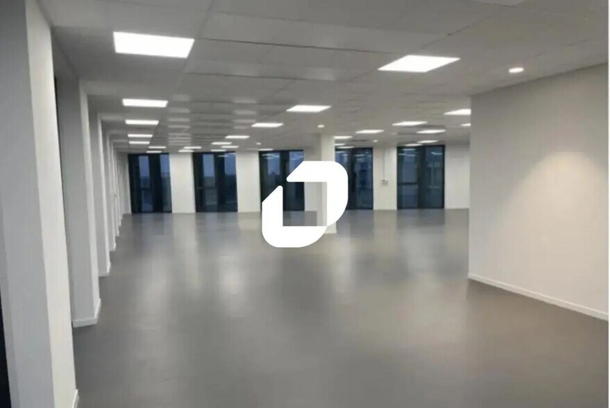 Office in Lille to rent - Interior Photo - Image 2 of 7