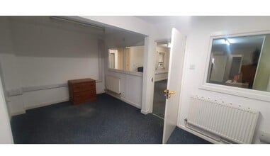 1 Jeddo St, Wolverhampton to rent Interior Photo- Image 2 of 7