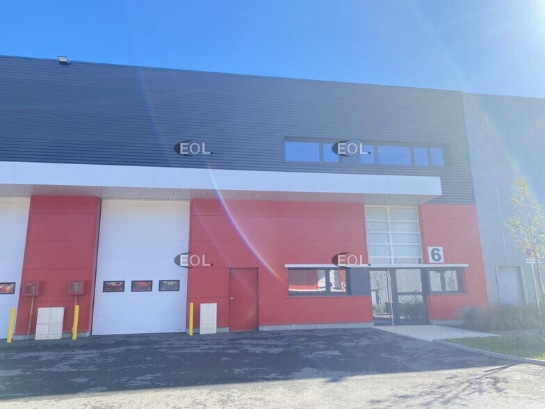 Industrial in Heyrieux to rent - Building Photo - Image 2 of 12