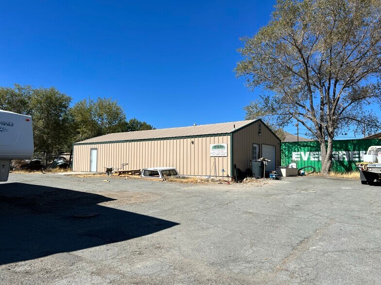 20 Martin Dr, Mound House 89706 Industrial for Rent