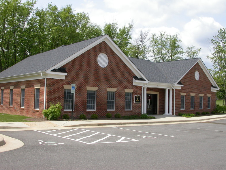 12320 Five Mile Rd, Fredericksburg, VA for sale - Building Photo - Image 1 of 1