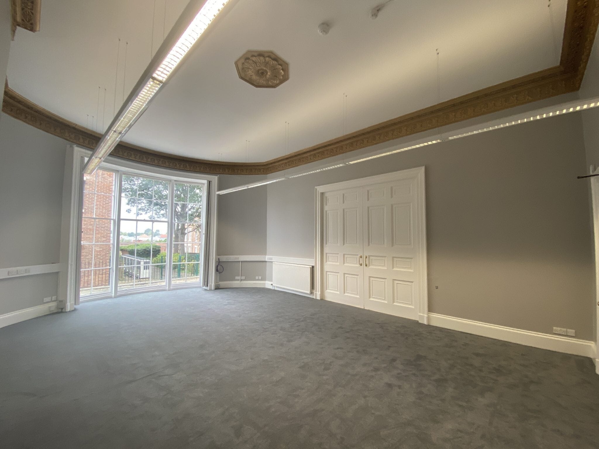85 Lower Watergate St, Chester to rent Interior Photo- Image 1 of 8