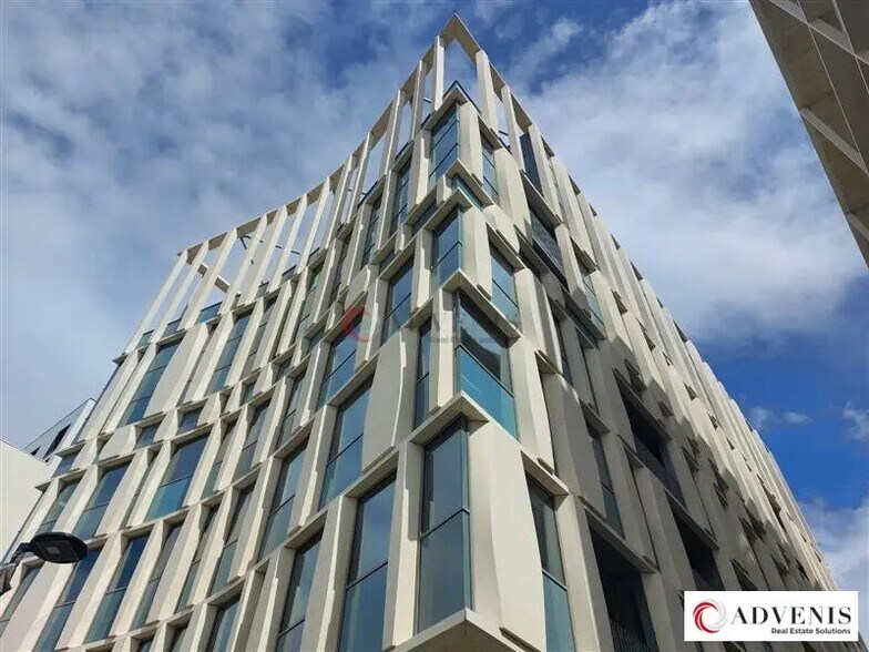 Office in Bordeaux to rent - Building Photo - Image 1 of 11