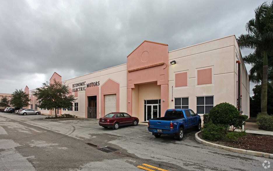 12960-12990 W State Road 84, Davie, FL for sale - Primary Photo - Image 1 of 1