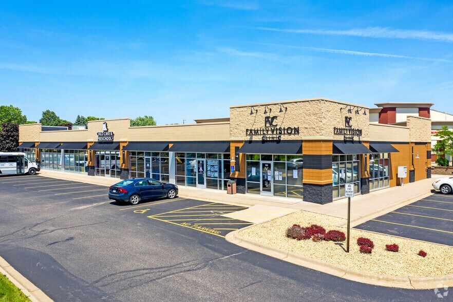 19645 Pilot Knob Rd, Farmington 55024 Charleswood Marketplace