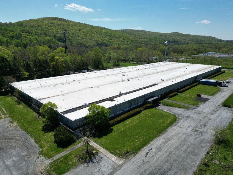 20 Industry Dr, Mountainville, NY for rent - Building Photo - Image 2 of 5