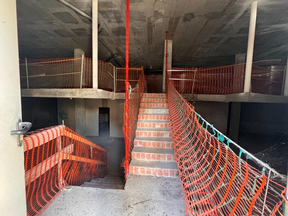 Esplugues de Llobregat, BAR 08950 - Unit 01 -  - Interior Photo - Image 1 of 7